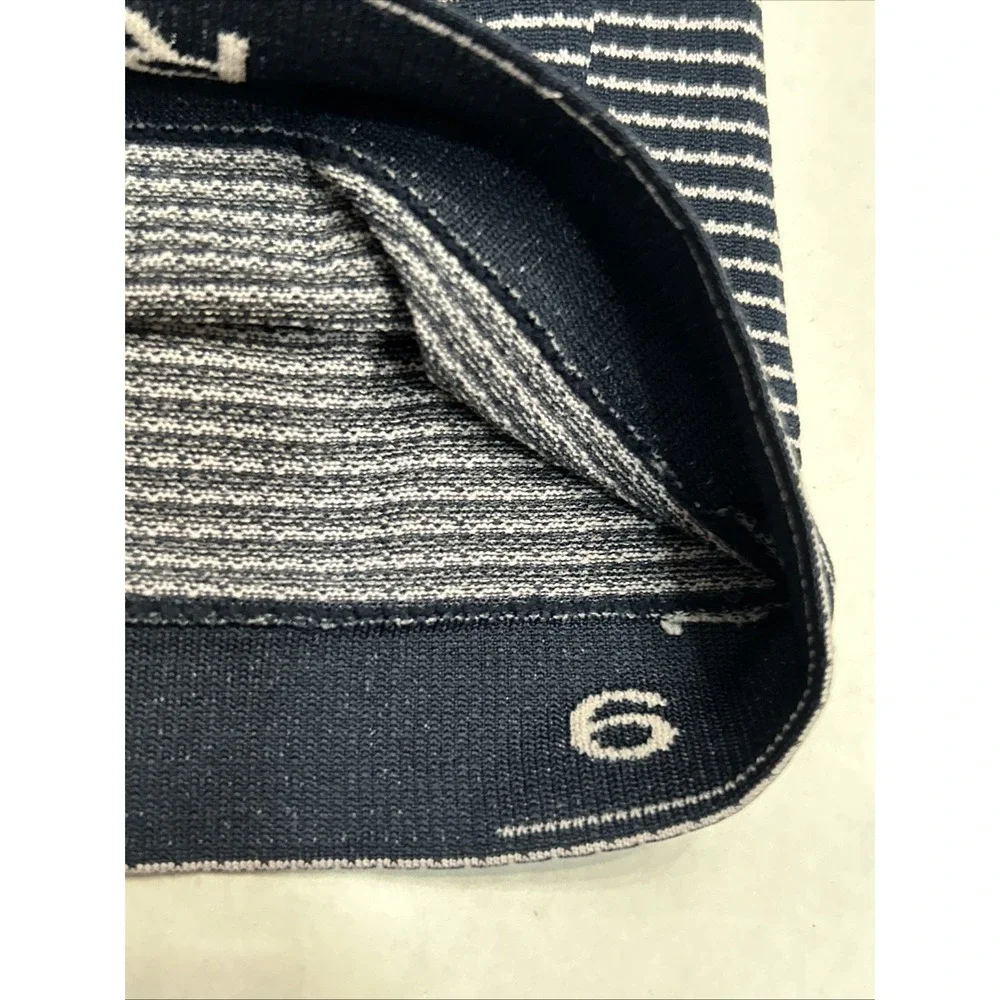 Lululemon Womens Swiftly Tech Long Sleeve Shirt Striped Blue Top‎ Sz 6